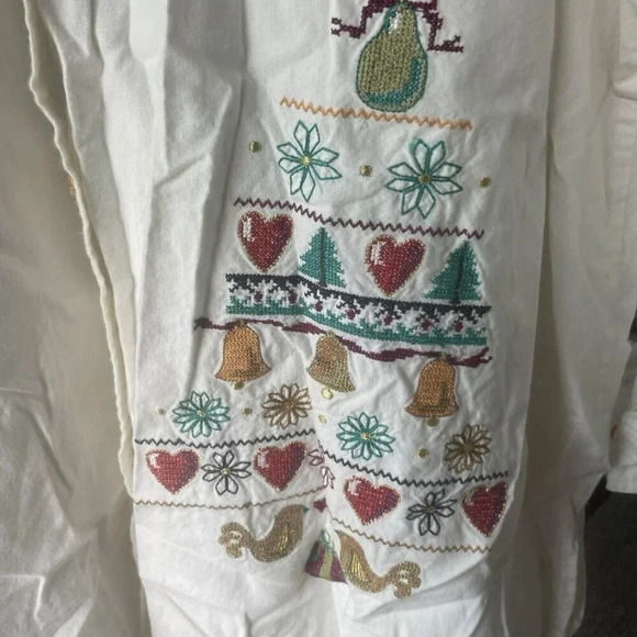 C.S.T. Sport Womens White Button Up Christmas Embroidered Shirt Size 32W Vintage - Picture 2 of 8